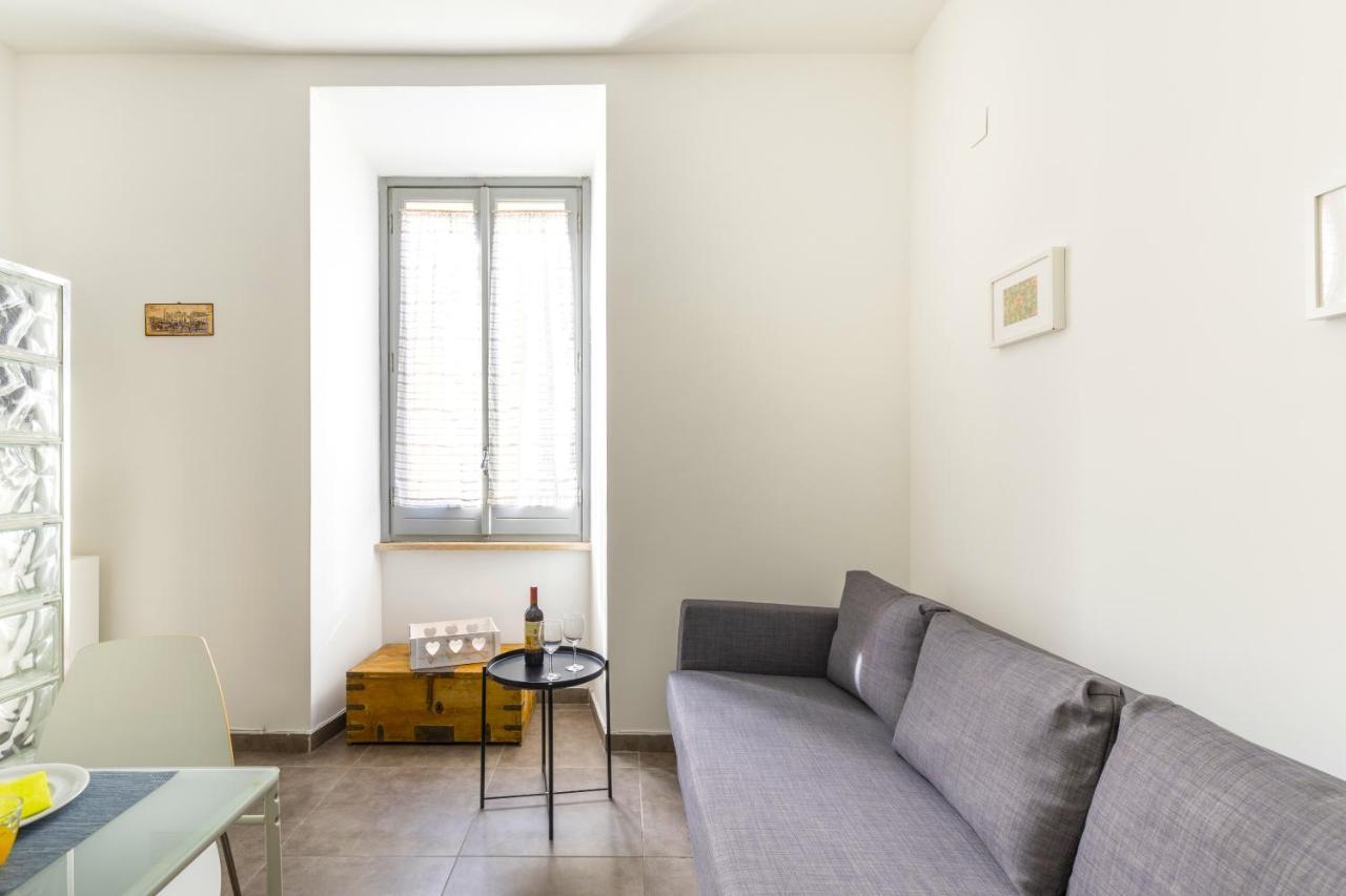 Hostly - Nicole Apartment Volturno- Full Rome Center Εξωτερικό φωτογραφία