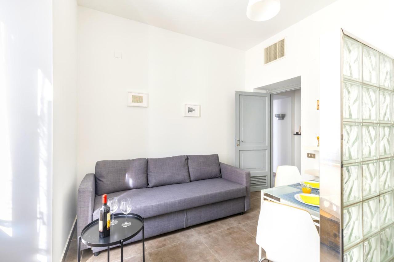 Hostly - Nicole Apartment Volturno- Full Rome Center Εξωτερικό φωτογραφία