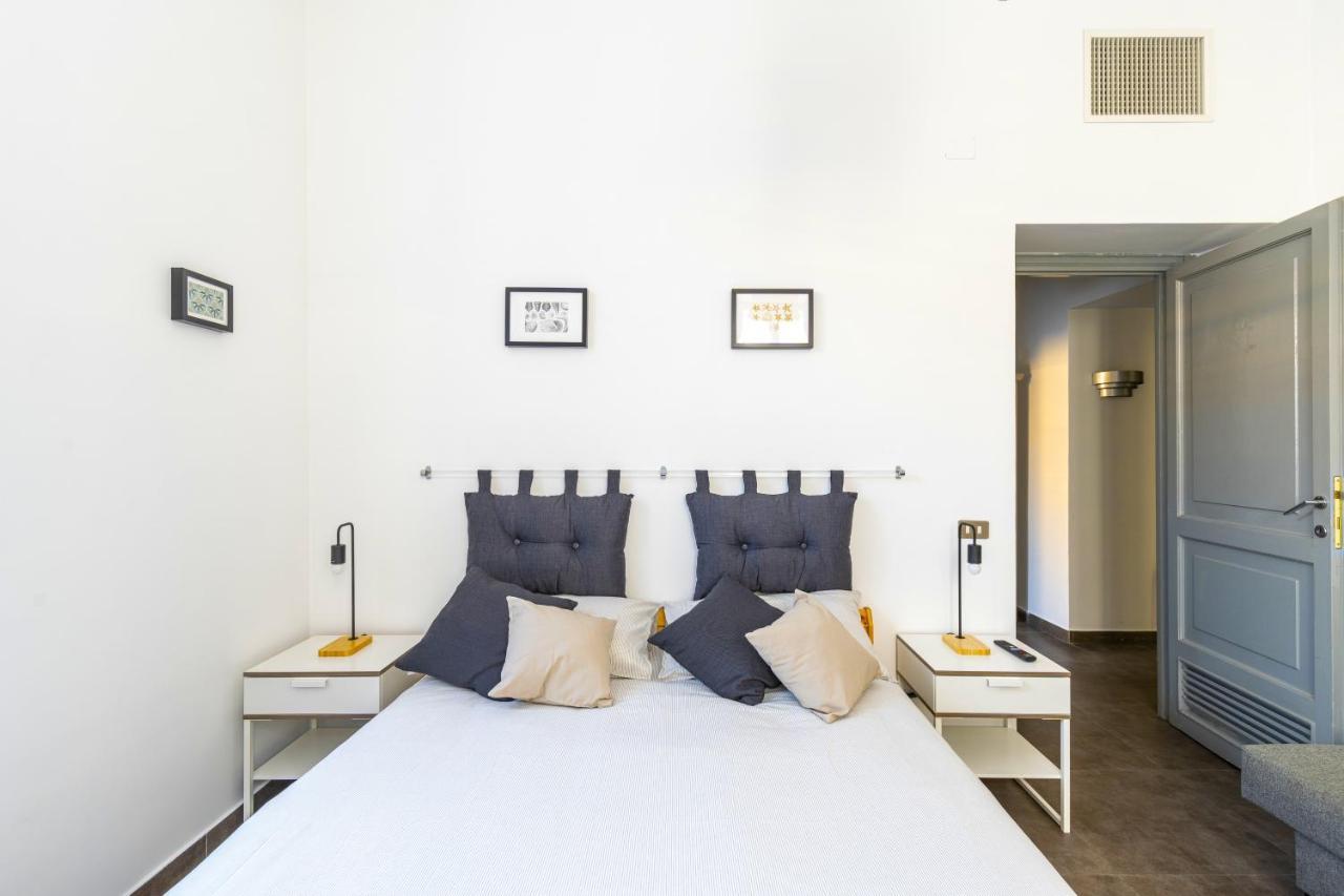 Hostly - Nicole Apartment Volturno- Full Rome Center Εξωτερικό φωτογραφία