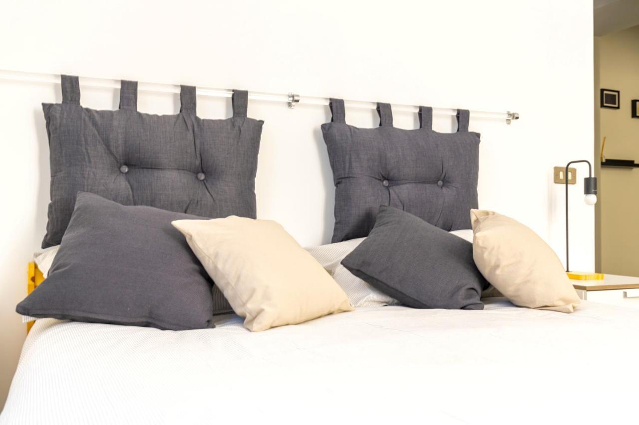 Hostly - Nicole Apartment Volturno- Full Rome Center Εξωτερικό φωτογραφία